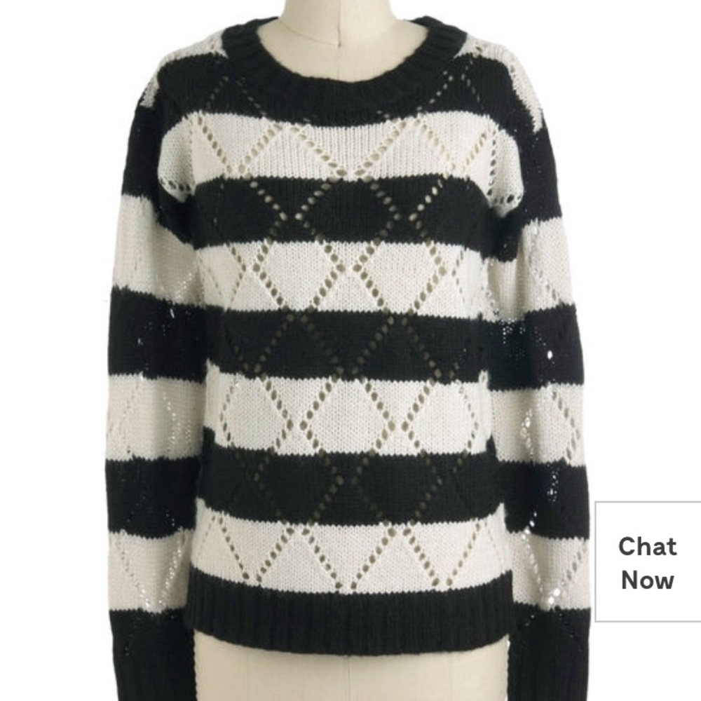 Montreal for one sweater size s